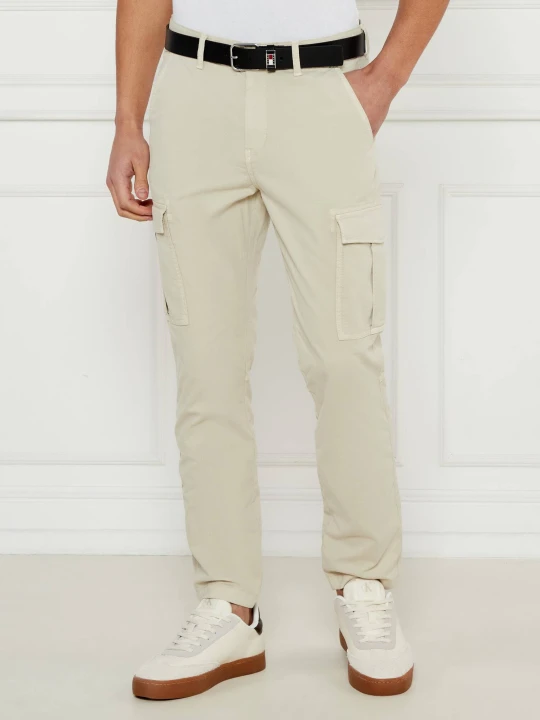 Zdjęcie produktu Tommy Jeans Spodnie cargo AUSTIN | Regular Fit beżowy