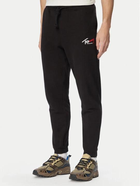 Zdjęcie produktu Tommy Jeans Spodnie dresowe DM0DM23903 Czarny Regular Fit