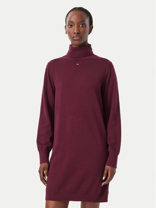 Zdjęcie produktu Tommy Jeans Sukienka dzianinowa Ess DW0DW23460 Fioletowy Regular Fit