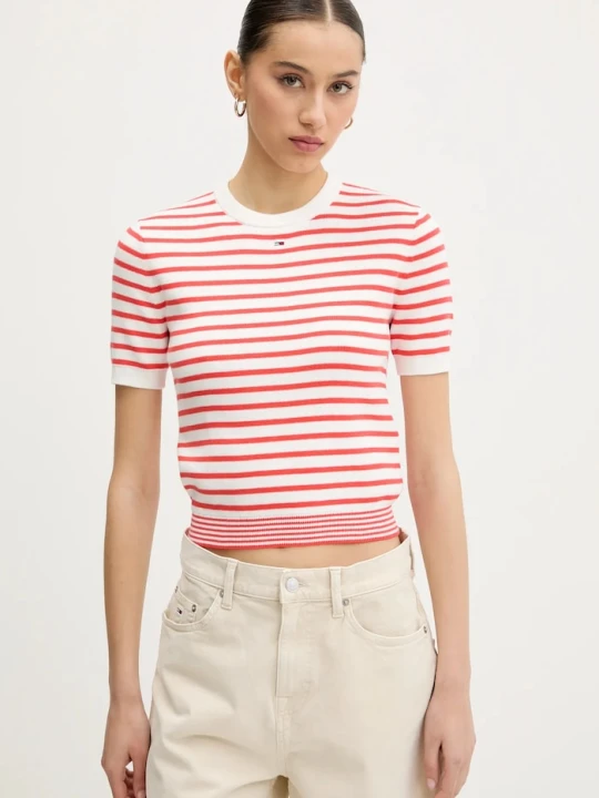 Zdjęcie produktu Tommy Jeans sweter z krótkim rękawem damski bawełniany czerwony