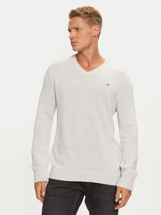Zdjęcie produktu Tommy Jeans Sweter Essential DM0DM19429 Błękitny Slim Fit Niebieski jasny