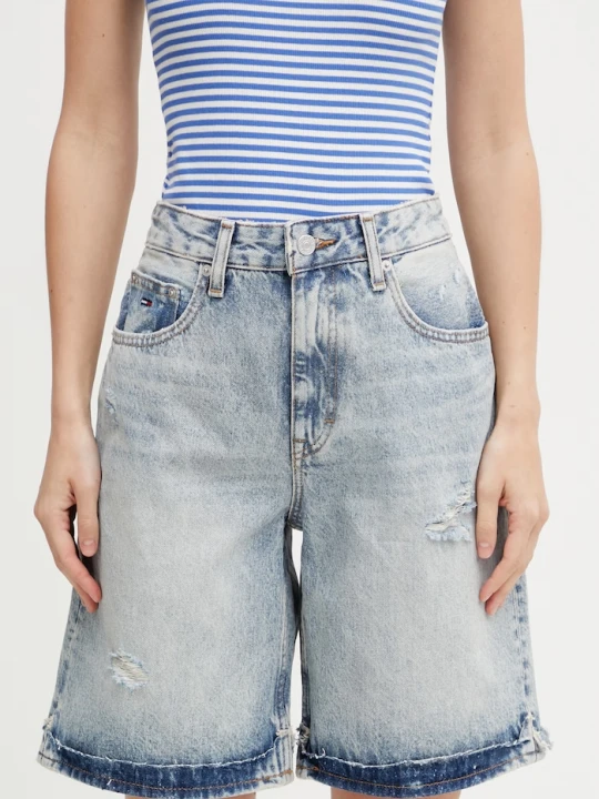 Zdjęcie produktu Tommy Jeans szorty damskie jeansowe niebieski