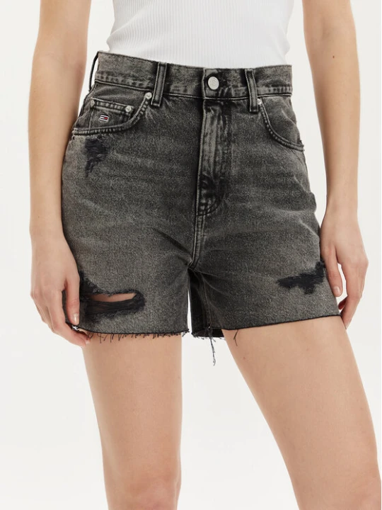 Zdjęcie produktu Tommy Jeans Szorty jeansowe DW0DW17652 Szary Mom Fit