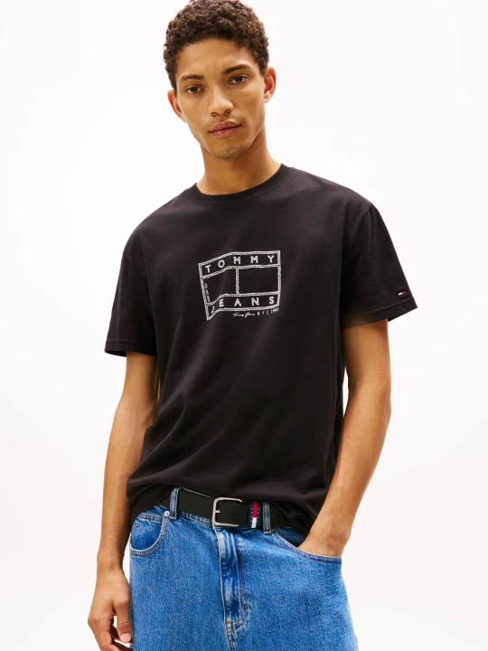 Zdjęcie produktu Tommy Jeans T-shirt CENTER | Regular Fit czarny