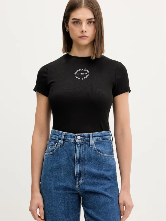 Zdjęcie produktu Tommy Jeans T-shirt damski bawełniany z elastanem czarny