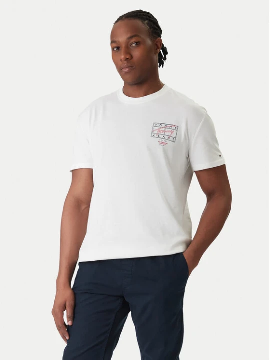 Zdjęcie produktu Tommy Jeans T-Shirt DM0DM22319 Écru Regular Fit Kremowy
