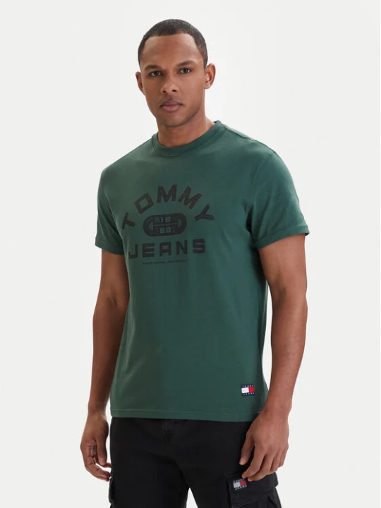 Zdjęcie produktu Tommy Jeans T-Shirt DM0DM22551 Zielony Regular Fit