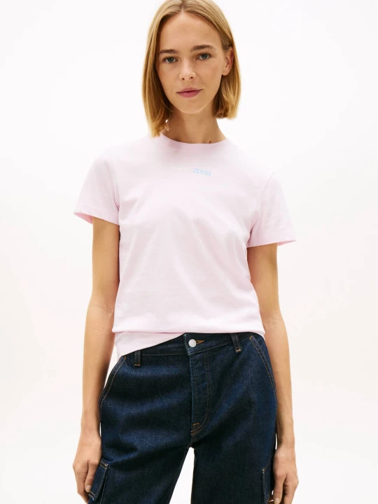 Zdjęcie produktu Tommy Jeans T-shirt ESSENTIAL | Regular Fit pudrowy róż