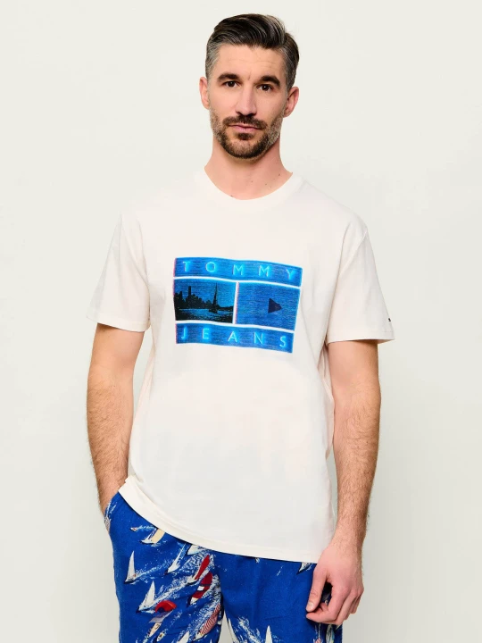 Zdjęcie produktu Tommy Jeans T-shirt | Regular Fit ecru