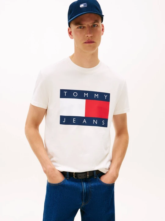 Zdjęcie produktu Tommy Jeans T-shirt | Regular Fit ecru
