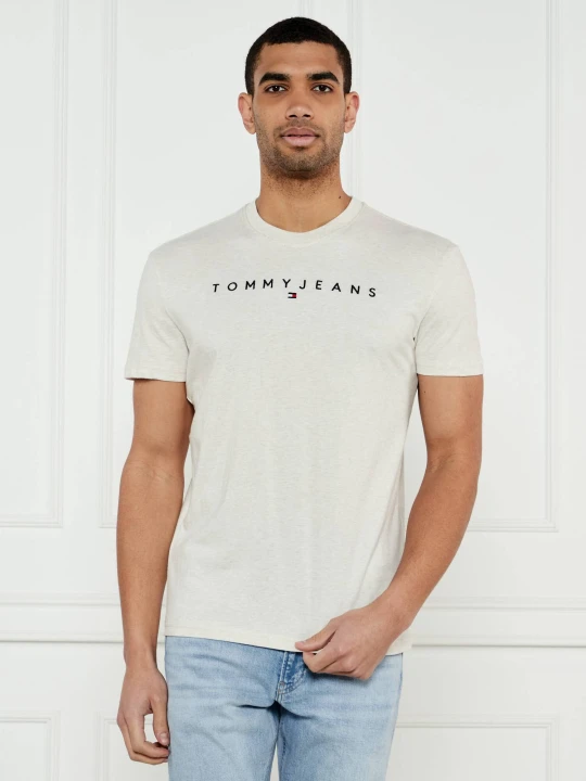 Zdjęcie produktu Tommy Jeans T-shirt | Regular Fit ecru