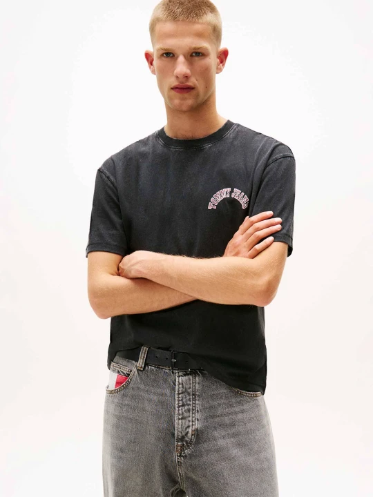 Zdjęcie produktu Tommy Jeans T-shirt | Relaxed fit czarny