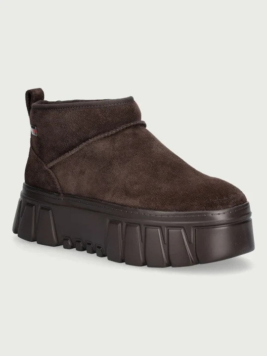 Zdjęcie produktu Tommy Jeans TJW SUEDE PLATFORM BOOTS WL śniegowce damskie skórzane brązowy