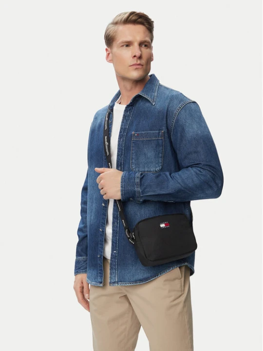 Zdjęcie produktu Tommy Jeans Torebka Tjw Ess Daily Crossover AW0AW18769 Czarny