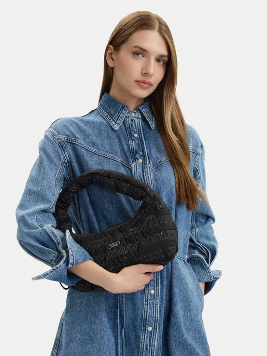 Zdjęcie produktu Tommy Jeans Torebka Tjw Icon Aop Shoulder Bag AW0AW18467 Czarny