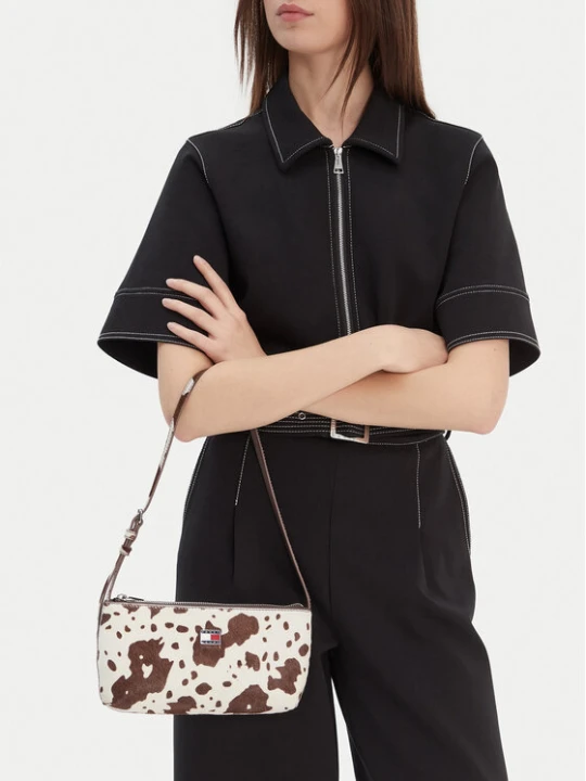 Zdjęcie produktu Tommy Jeans Torebka Tjw Must Cow Shoulder Bag AW0AW18061 Kolorowy