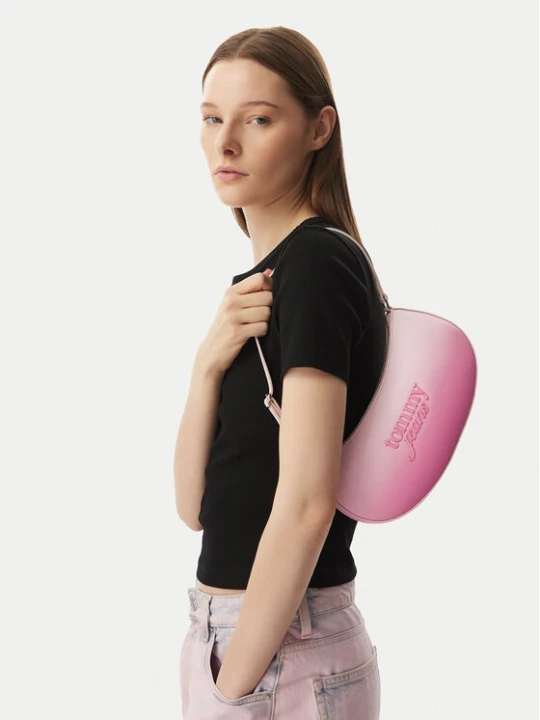 Zdjęcie produktu Tommy Jeans Torebka Tjw Must Degrade Shoulder Bag AW0AW18774 Różowy jasny