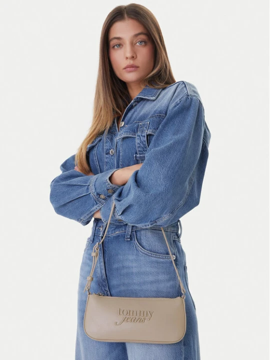 Zdjęcie produktu Tommy Jeans Torebka Tjw Must Shoulder Bag AW0AW18449 Beżowy