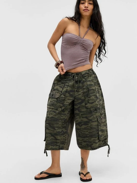 Zdjęcie produktu Top BDG Urban Outfitters różowy