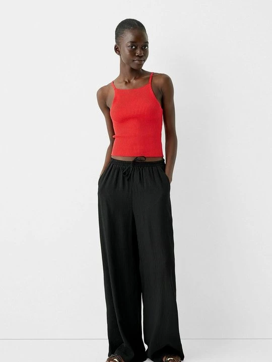 Zdjęcie produktu Top Bershka czerwony
