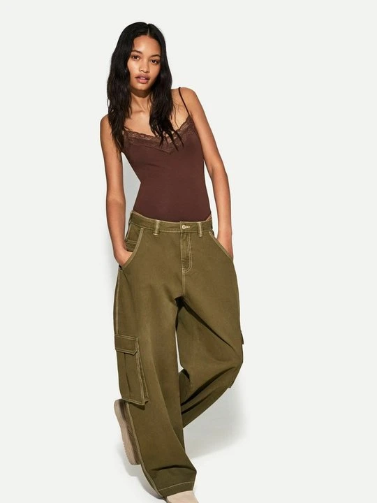 Zdjęcie produktu Top Bershka ciemnobrązowy