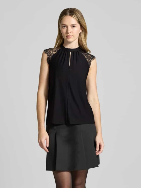 Zdjęcie produktu Bluzka top z koronką o kroju regular fit model 'MILLA' Vero Moda Czarny