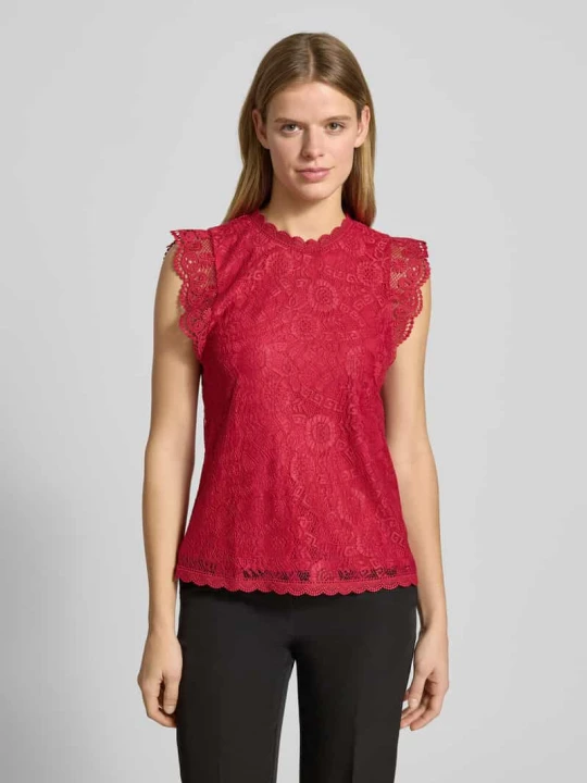 Zdjęcie produktu Bluzka bez rękawów o kroju shaped fit z obszyciem koronką, model „OLLINE” Pieces Jasnoczerwony