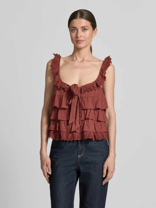 Zdjęcie produktu Top bluzkowy w kroju regular fit z falbanami model 'SANDY' Vero Moda