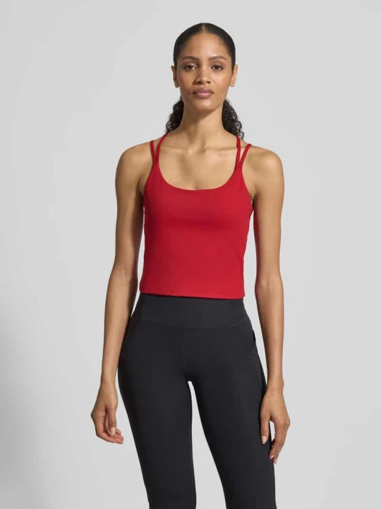Zdjęcie produktu Przycięty top na ramiączkach z wbudowanym biustonoszem model 'PRINCIPLE' Fabletics Czerwony