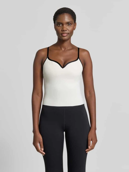 Zdjęcie produktu Top na ramiączkach o kroju slim fit z cienkimi ramiączkami model 'Sense' AIMN Złamany biały