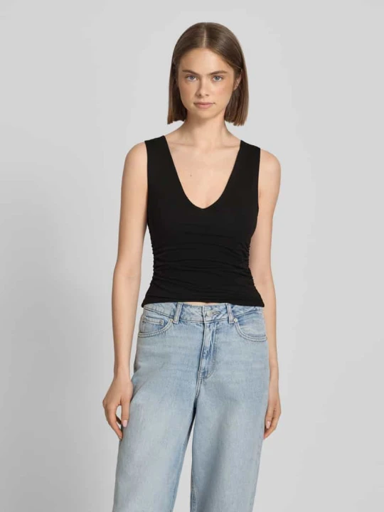 Zdjęcie produktu Top na ramiączkach o kroju slim fit z marszczeniami i dekoltem w serek model 'MY' Topshop Czarny