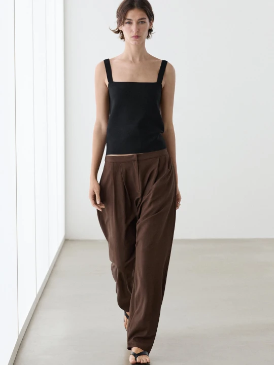 Zdjęcie produktu Top Na Ramiączkach Z Dekoltem Kwadratowym - Czarny - Massimo Dutti - Female