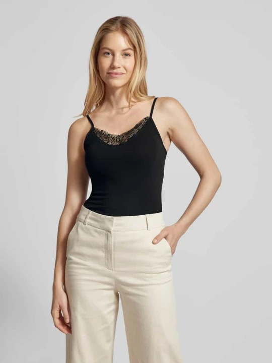 Zdjęcie produktu Top na ramiączkach z obszyciem z koronki model ‘INGE’ Vero Moda Czarny