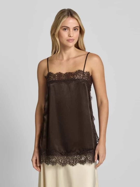 Zdjęcie produktu Top o kroju relaxed fit z obszyciem koronką model 'CHARM LACE SINGLET' Vero Moda Czekoladowy