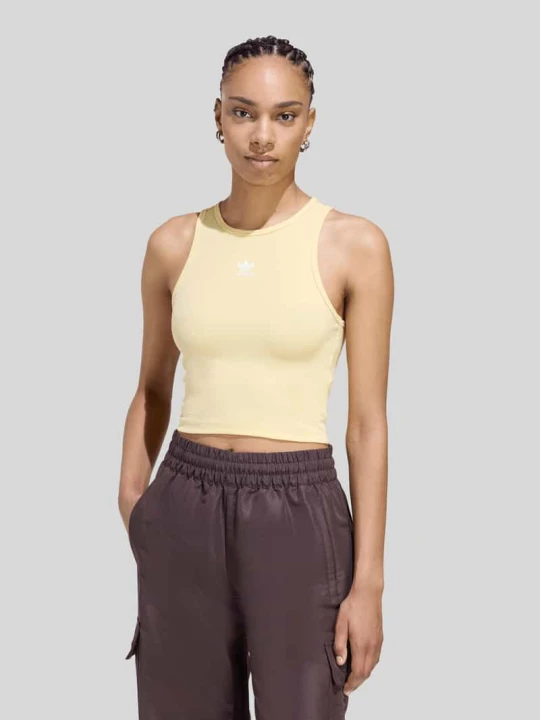 Zdjęcie produktu Top o kroju slim fit z czystej bawełny z wyhaftowanym logo adidas Originals Jasnożółty