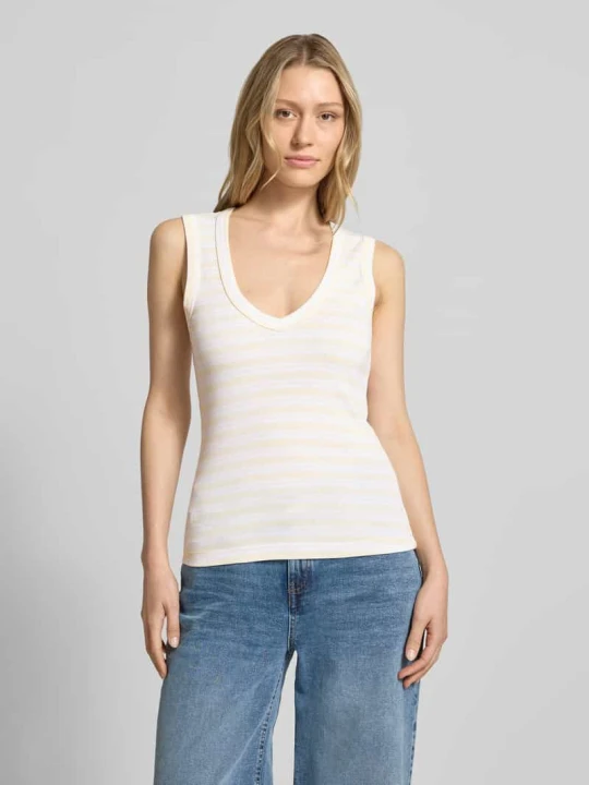 Zdjęcie produktu Top o kroju slim fit z dekoltem w serek model 'Elle' MOS MOSH Écru