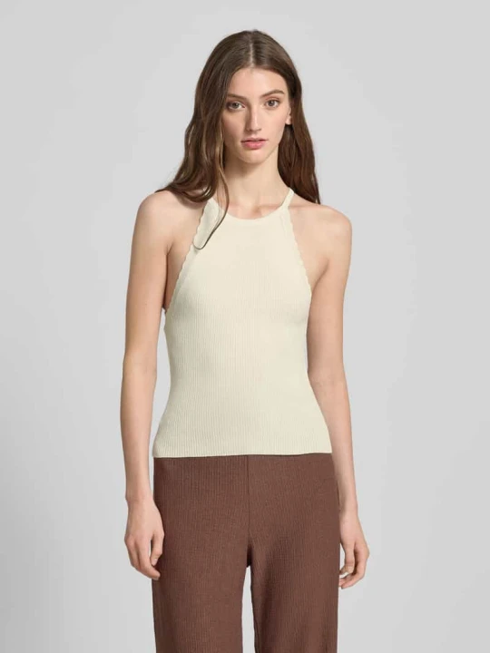 Zdjęcie produktu Top o kroju slim fit z drobnej dzianiny z mieszanki wiskozy model ‘GEMMA’ Only Złamany biały