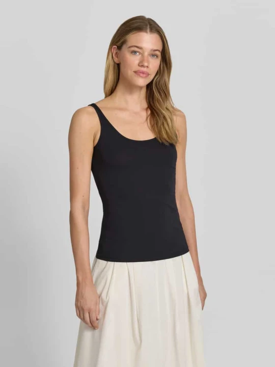 Zdjęcie produktu Top o kroju slim fit z okrągłym dekoltem Jake*s Czarny