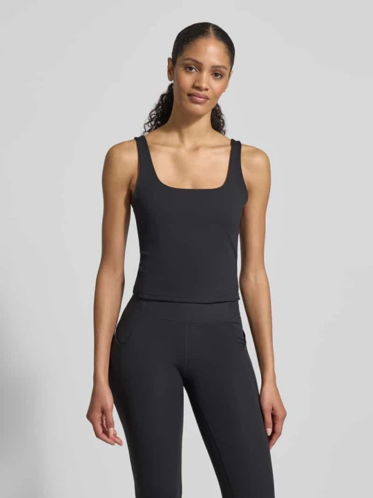 Zdjęcie produktu Top krój slim fit z wbudowanym biustonoszem model 'Pureluxe' Fabletics Czarny