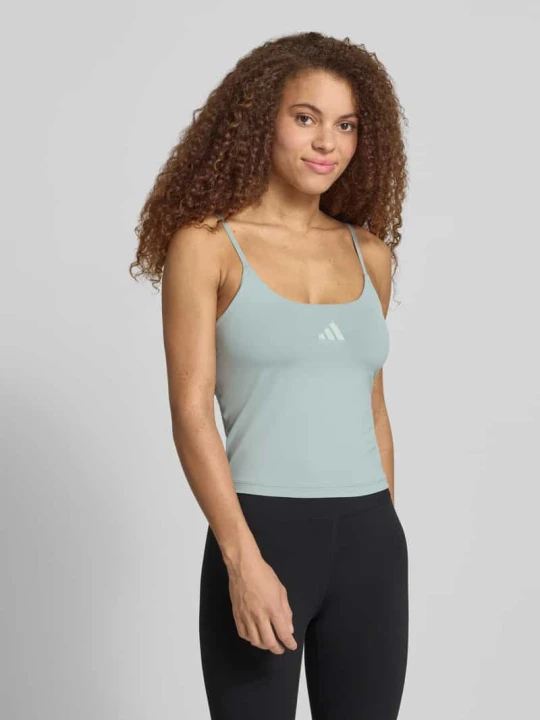 Zdjęcie produktu Top sportowy o kroju slim fit z nadrukiem z logo Adidas Miętowy