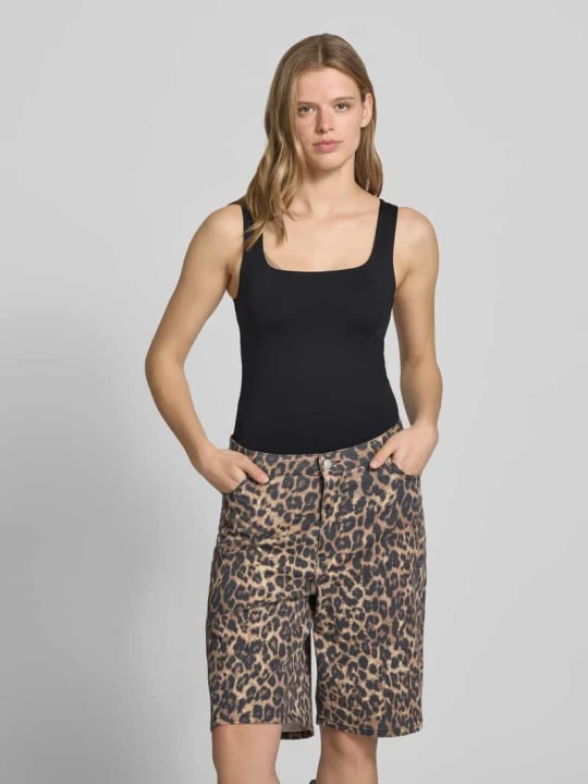 Zdjęcie produktu Top typu tank o kroju slim fit z dekoltem w łódkę model 'LULA' Pieces Czarny