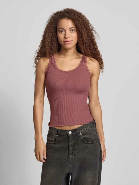 Zdjęcie produktu Top typu tank o kroju slim fit z mieszanki bawełny ekologicznej model 'SARA' Only