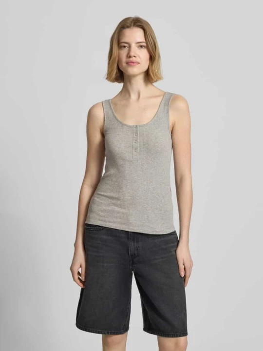 Zdjęcie produktu Top typu tank w kroju slim fit z mieszanki bawełny ekologicznej model 'KITTE' Pieces Jasnoszary melanż
