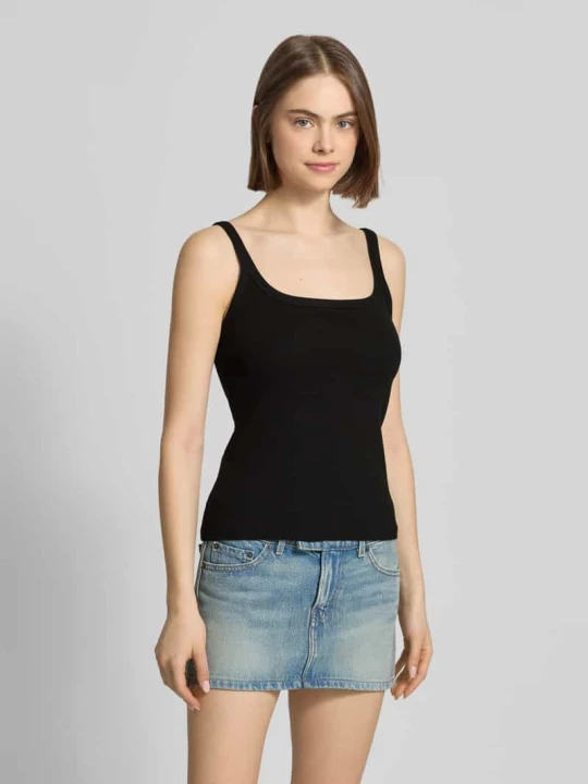 Zdjęcie produktu Top w efekcie prążkowania model 'MOLLY' Topshop Czarny