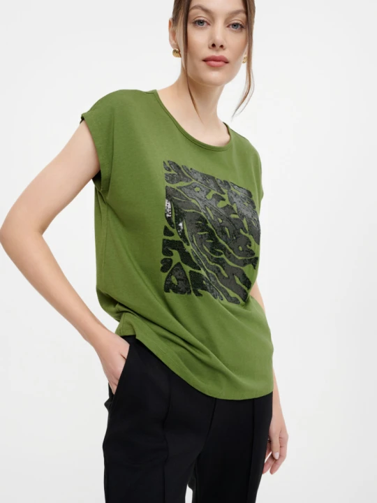 Zdjęcie produktu Top w kolorze khaki z nadrukiem Greenpoint