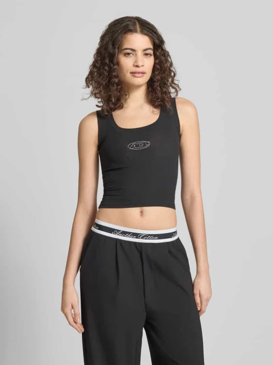 Zdjęcie produktu Top w kroju slim fit z nadrukiem logo Another Cotton Lab Czarny