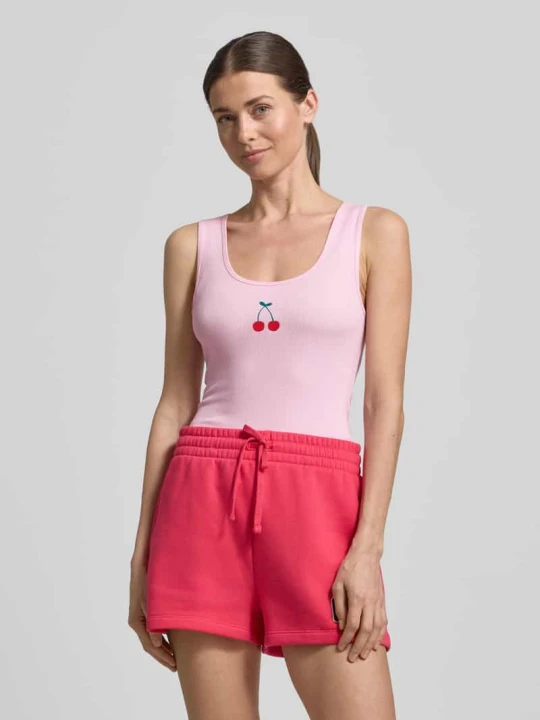 Zdjęcie produktu Top w kroju slim fit z nadrukiem logo GAP Różowy