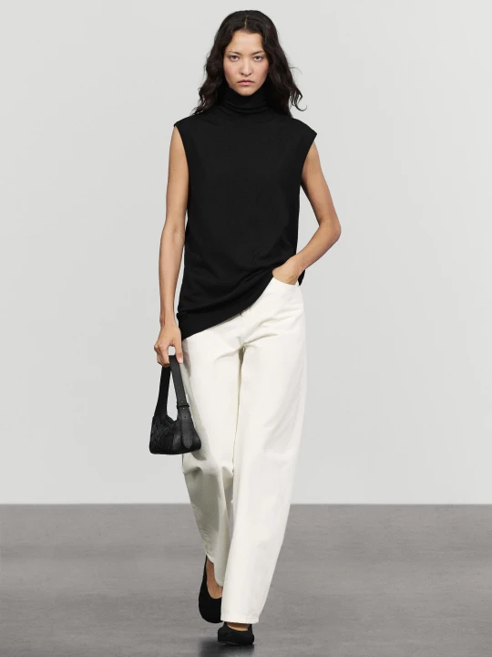 Zdjęcie produktu Top Z Golfem I Asymetrycznym Dołem - Czarny - Massimo Dutti - Female