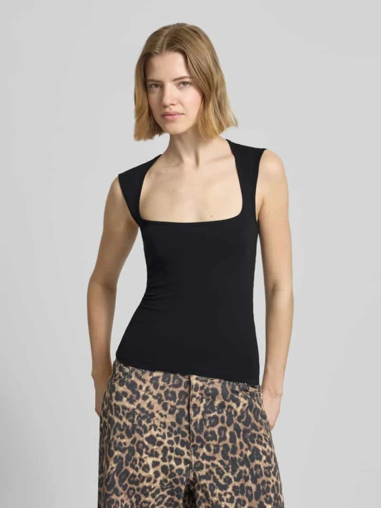 Zdjęcie produktu Top z prostokątny dekolt model 'ISABELLA GIGI' JJXX Czarny