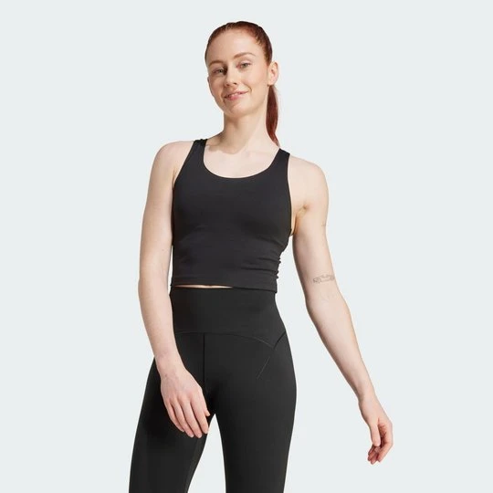 Zdjęcie produktu Top z wbudowanym biustonoszem adidas All Me Medium Support czarny